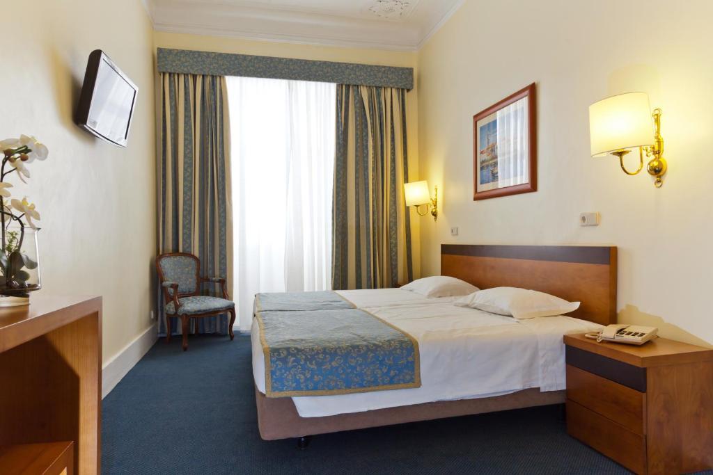 Hotel Florescente Lisboa الغرفة الصورة